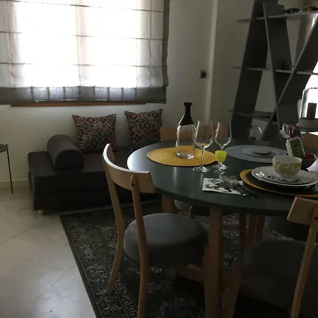 Leoforos 28is Oktovriou Apartment Thessaloniki