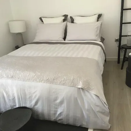 Leoforos 28is Oktovriou Apartment *