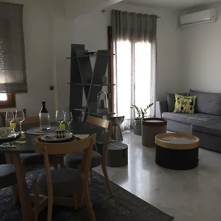 Apartment Leoforos 28is Oktovriou